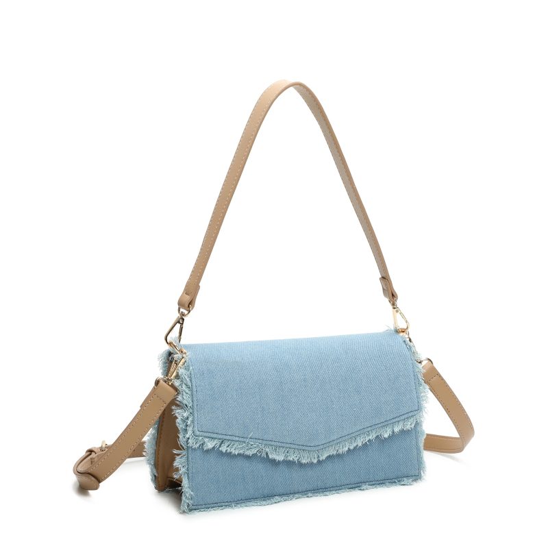 RY230947 L.BlueBN