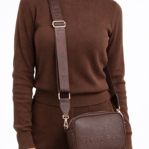 Compact Crossbody Bag with Adjustable Strap Zip Closure - Image 3